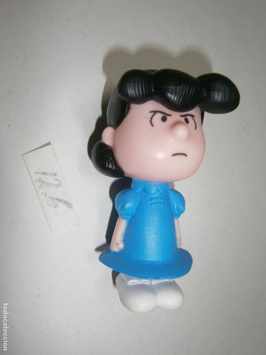 Figuras de goma y PVC: FIGURA DE GOMA O PVC - LUCY VAN PELT SNOOPY