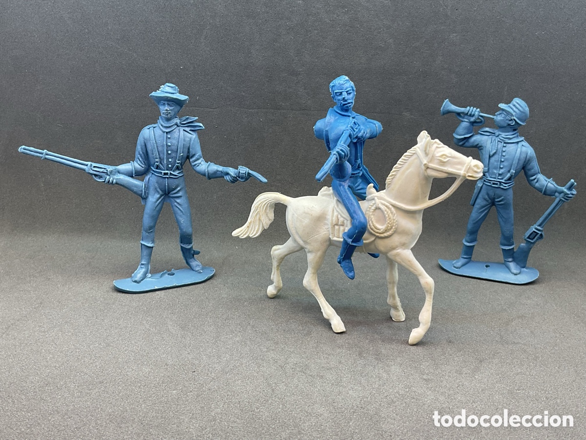 Figuras de goma y PVC: Antiguas Figuras del Oeste en Pl&aacute;stico. Soldados Federales de Comansi en Pl&aacute;stico Monocolor.