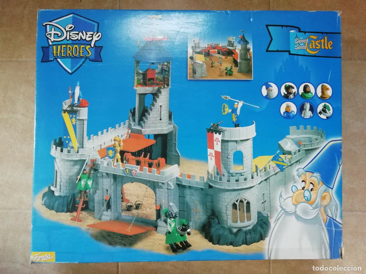 Figuras de goma y PVC: DISNEY HEROES SWORD STONE CASTLE NUEVO A ESTRENAR