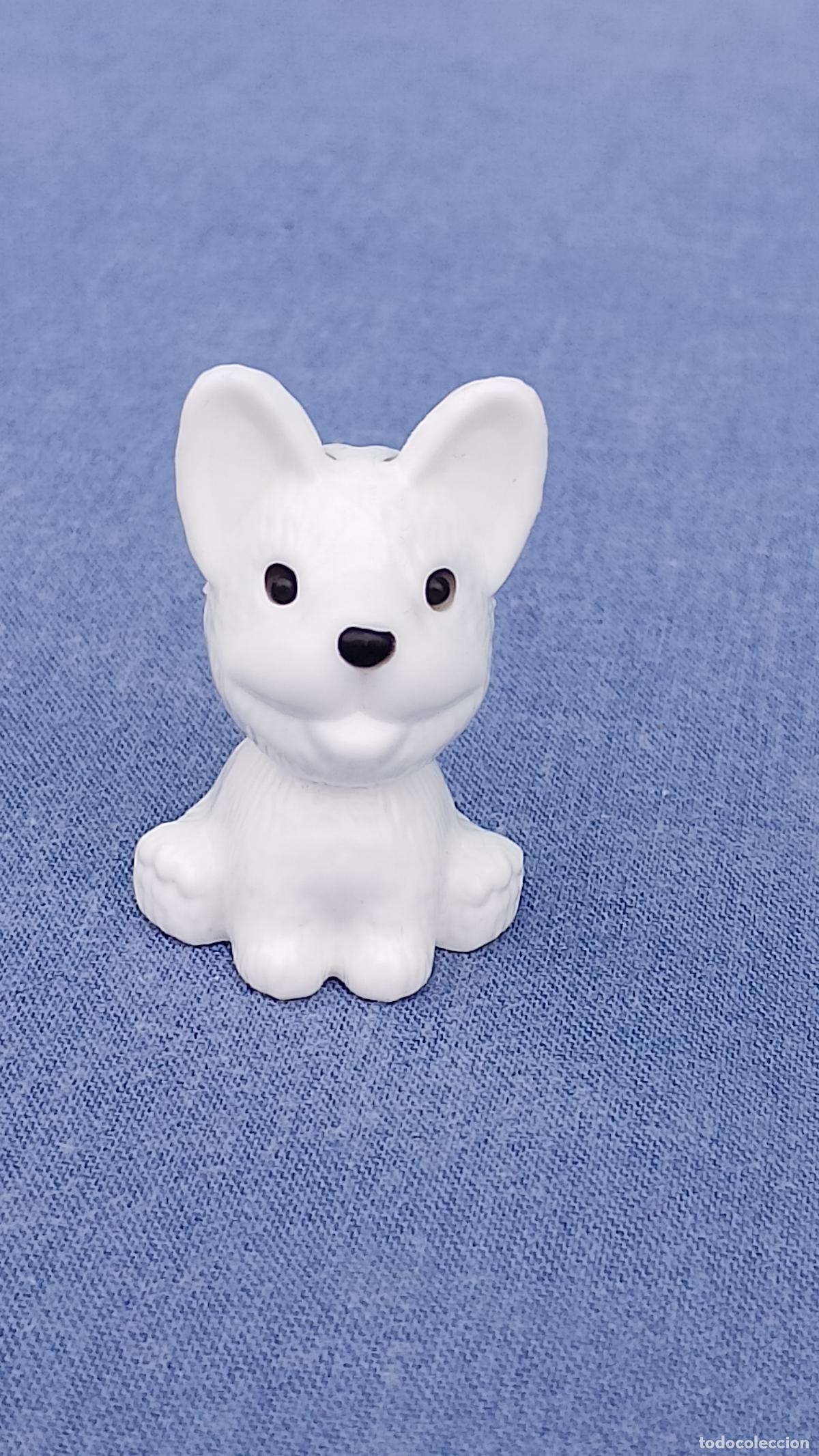 Figuras de goma y PVC: Figura miniatura perro perrito blanco de pl&aacute;stico, v&aacute;lido como mascota de Barbie