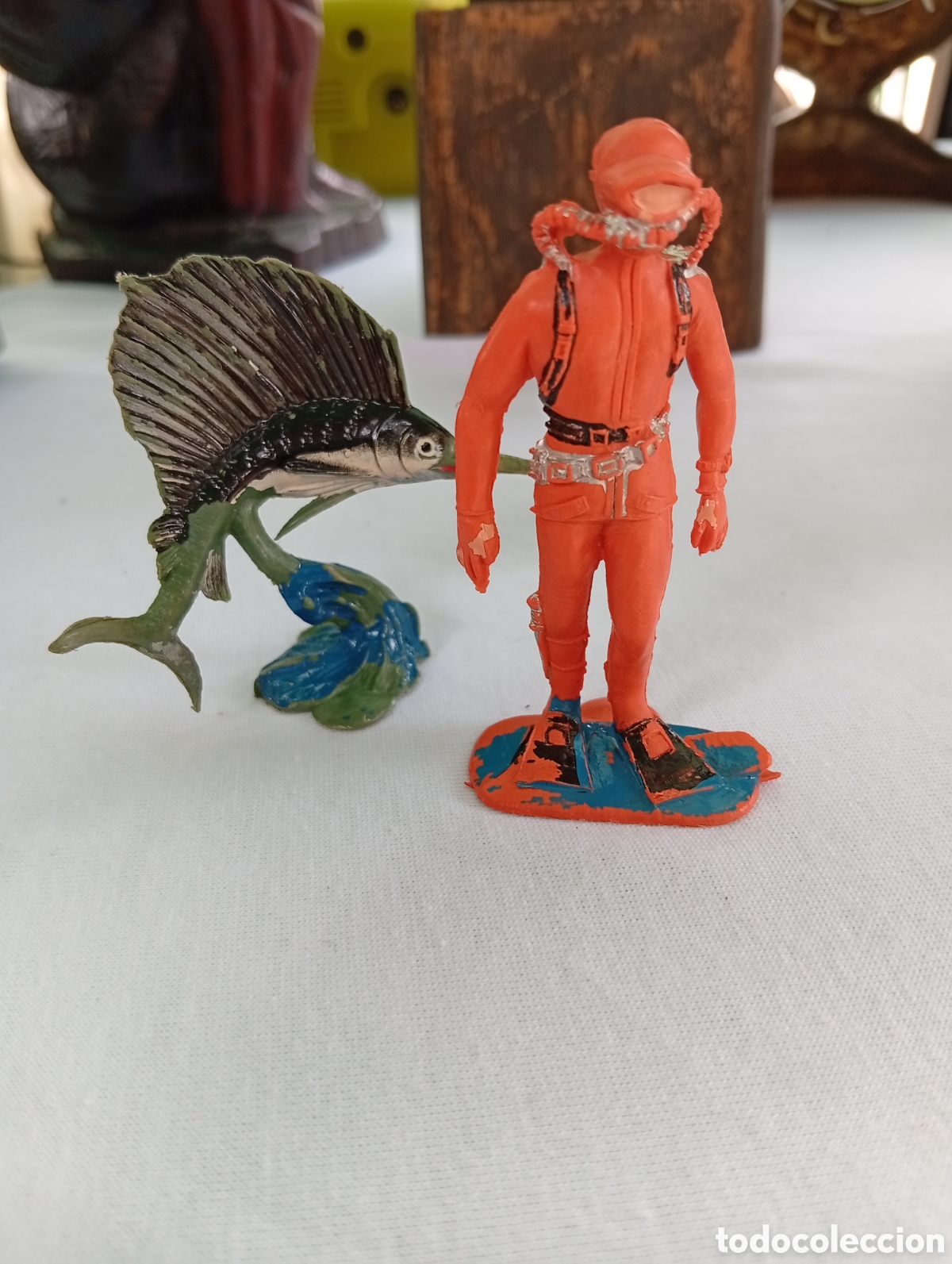Figuras de goma y PVC: Figura jecsan serie acuarama a&ntilde;os 70,buzo y pez volador