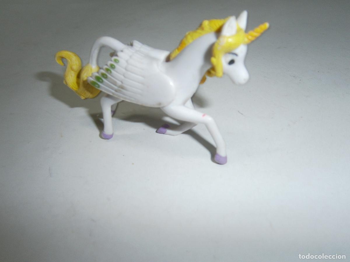 Figuras de goma y PVC: FIGURA DE GOMA O PVC - UNICORNIO ALADO