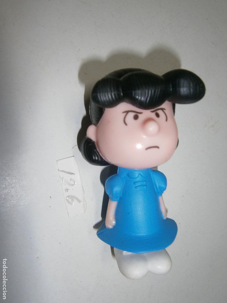 Figuras de goma y PVC: FIGURA DE GOMA O PVC - LLUCY VANA PELT