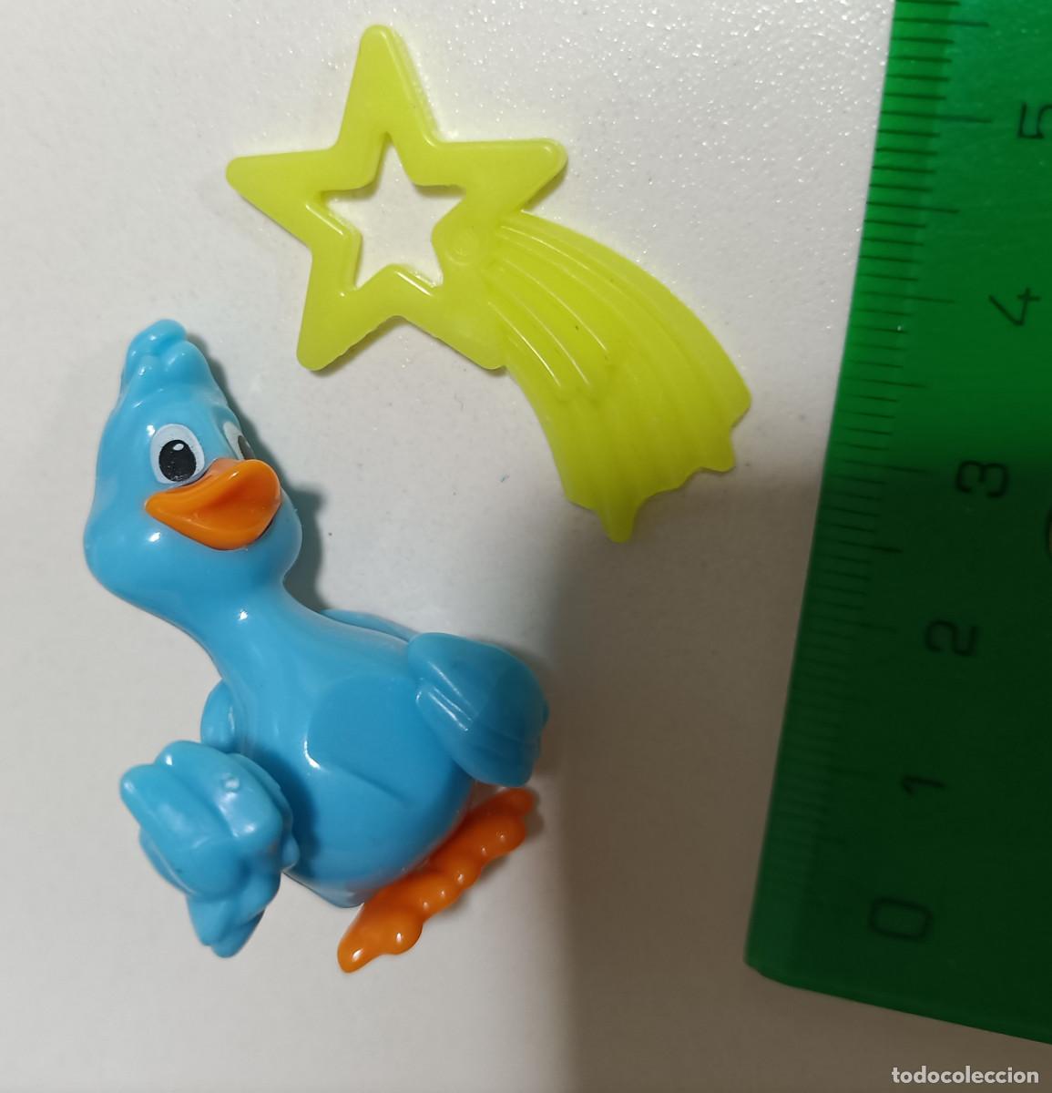 Figuras de goma Kinder: pato navidad colgante kinder navide&ntilde;o figurita estrella belen fosforito fosforescente duck mu&ntilde;equito