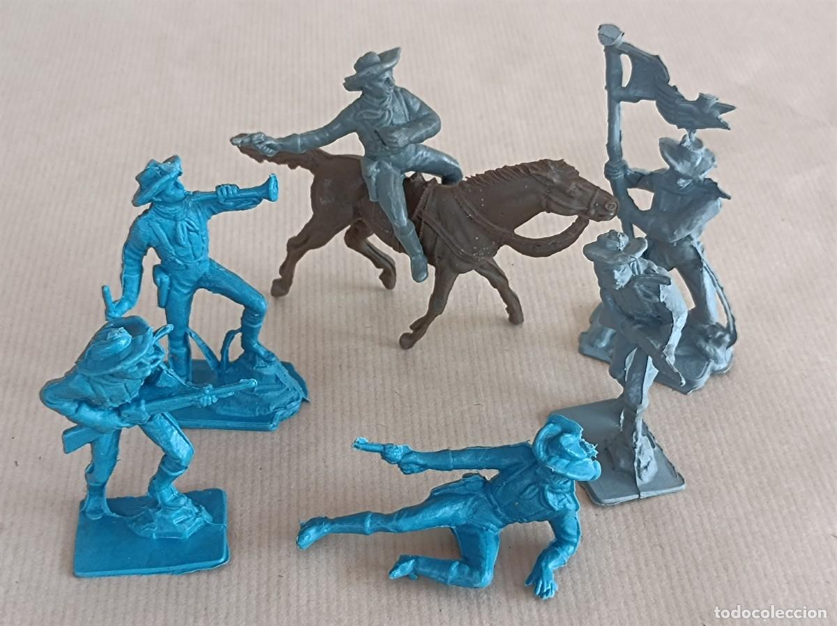 Figuras de goma y PVC: FEDERALES Y CONFEDERADOS CABALLER&Iacute;A DE PL&Aacute;STICO FABRICANTE OLIVER PECH HERMANOS