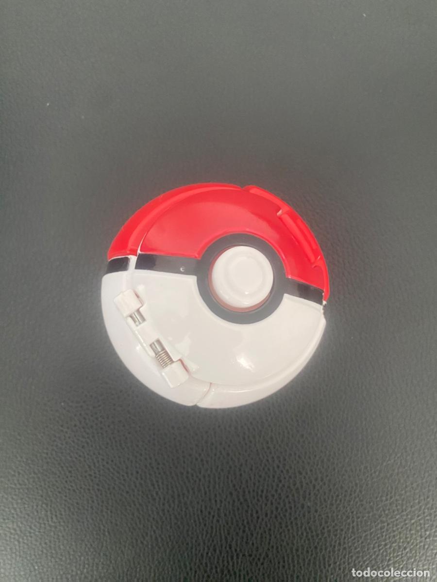 Figuras de goma y PVC: POKEBALL BOOTLEG CON MECANISMO DE APERTURA