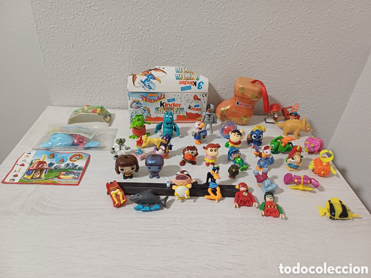 Figuras de goma y PVC: LOTE ENVOLTORIOS COMESTIBLES Y FIGURAS DE KINDER SORPRESA