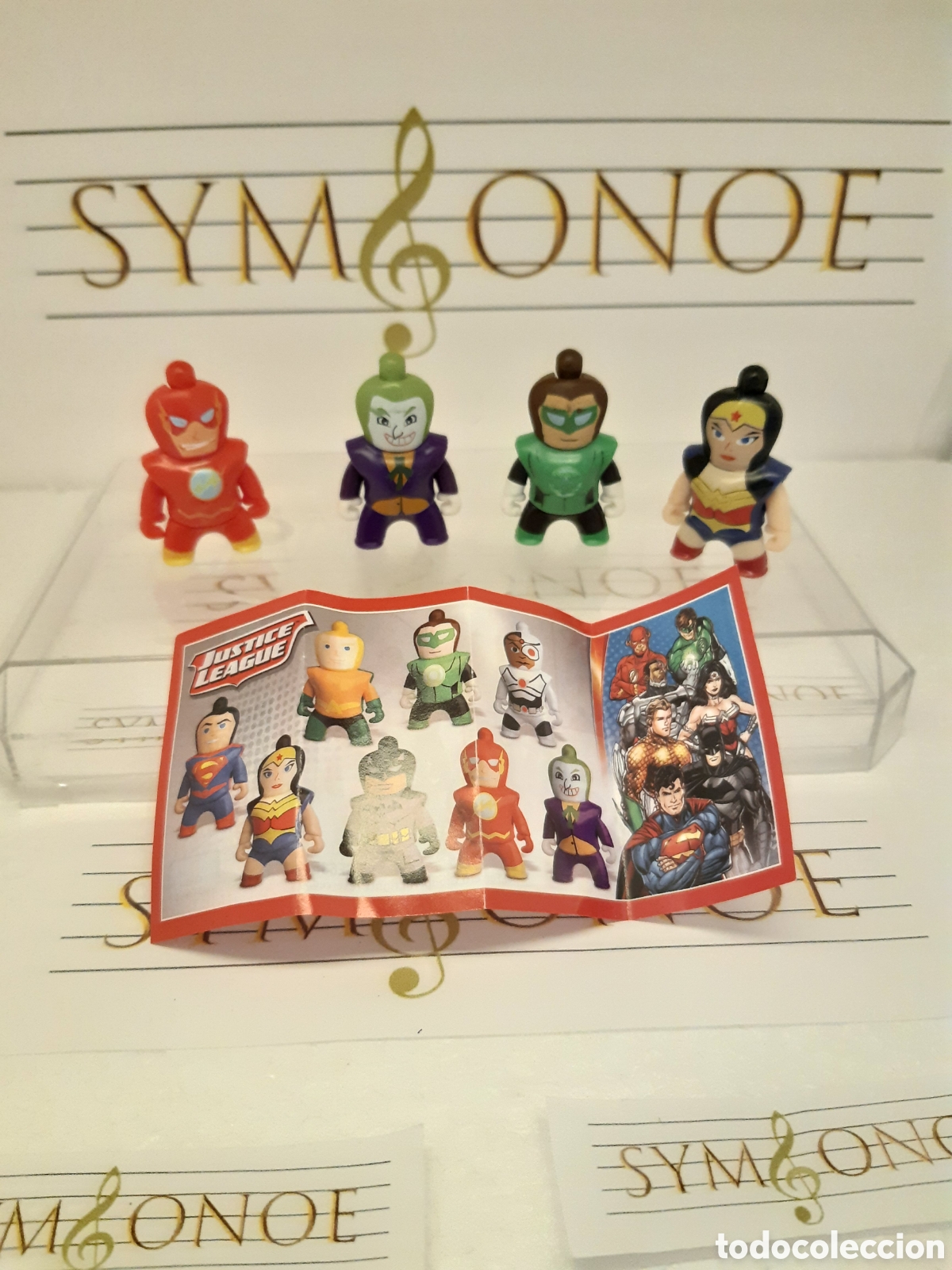 Figuras de goma Kinder: Figuras Joker wonder woman Robin Kinder Sorpresa Marvel Dc