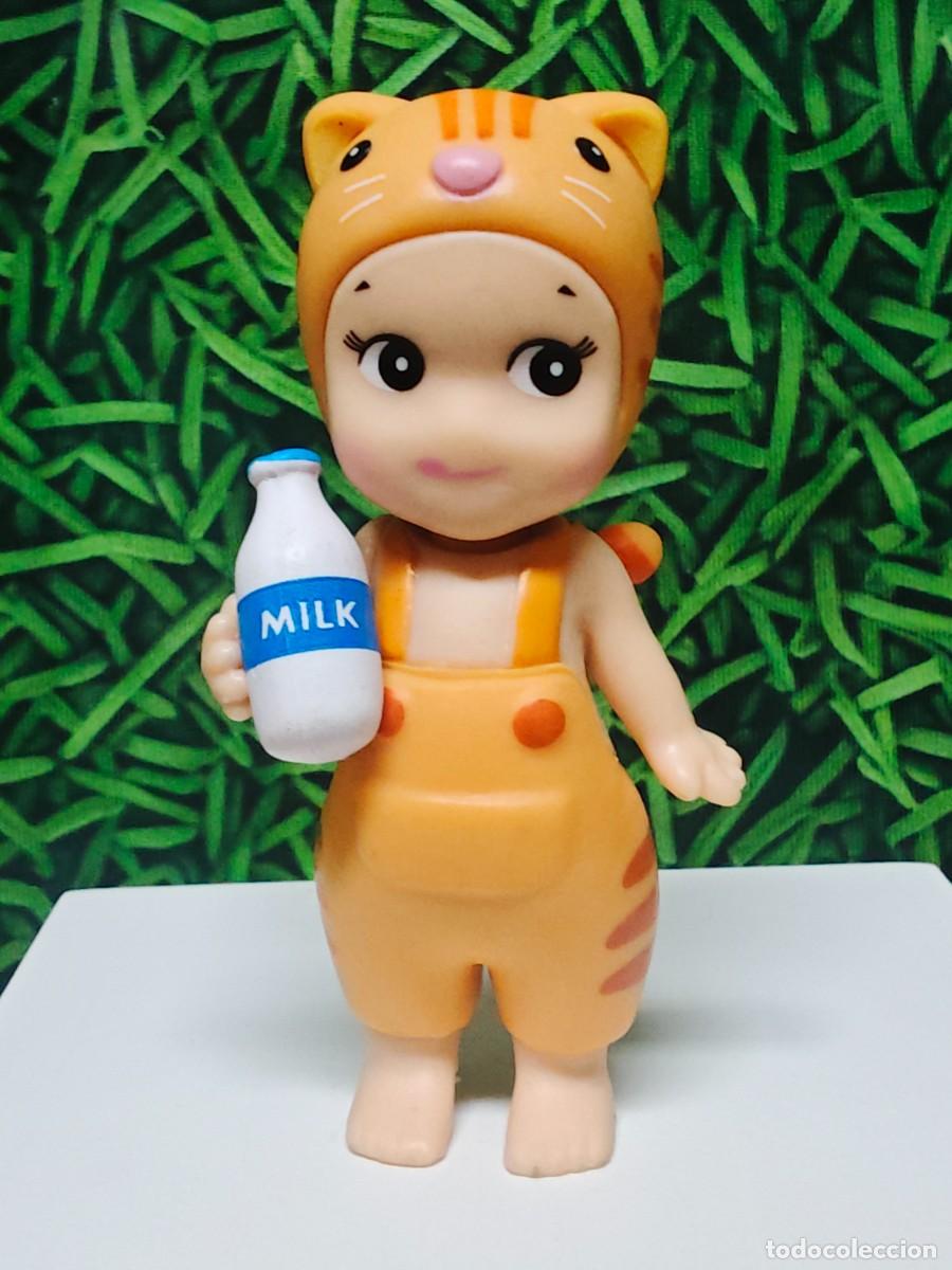 Figuras de goma y PVC: FIGURA MU&Ntilde;ECO SONNY ANGEL CATS GATOS SIN MARCA