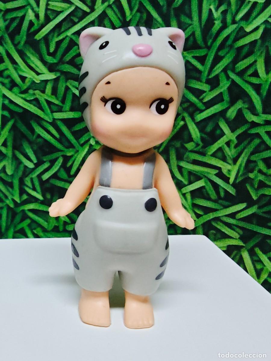 Figuras de goma y PVC: FIGURA MU&Ntilde;ECO SONNY ANGEL CATS GATOS SIN MARCA