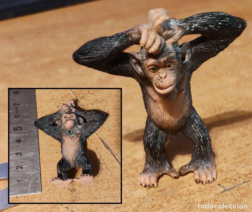 Figuras de goma y PVC: JOKFEICE chimpanc&eacute; beb&eacute; joven de Schleich, modelo de animal salvaje de safari.