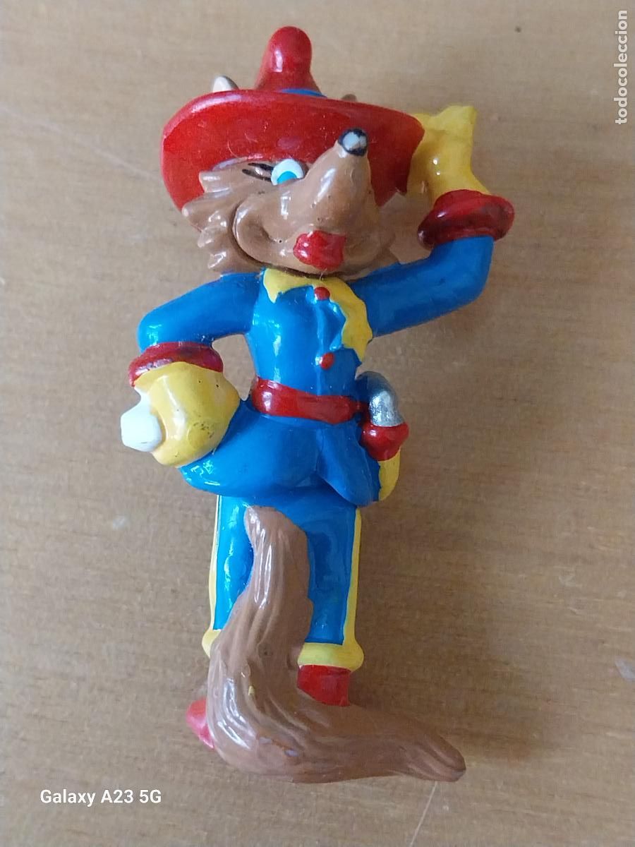 Figuras de goma Kinder: KINDER CHOCOLATE MOTOCOYOTE FIGURA PINTADA 5.11CMS ALTO SHERIFF