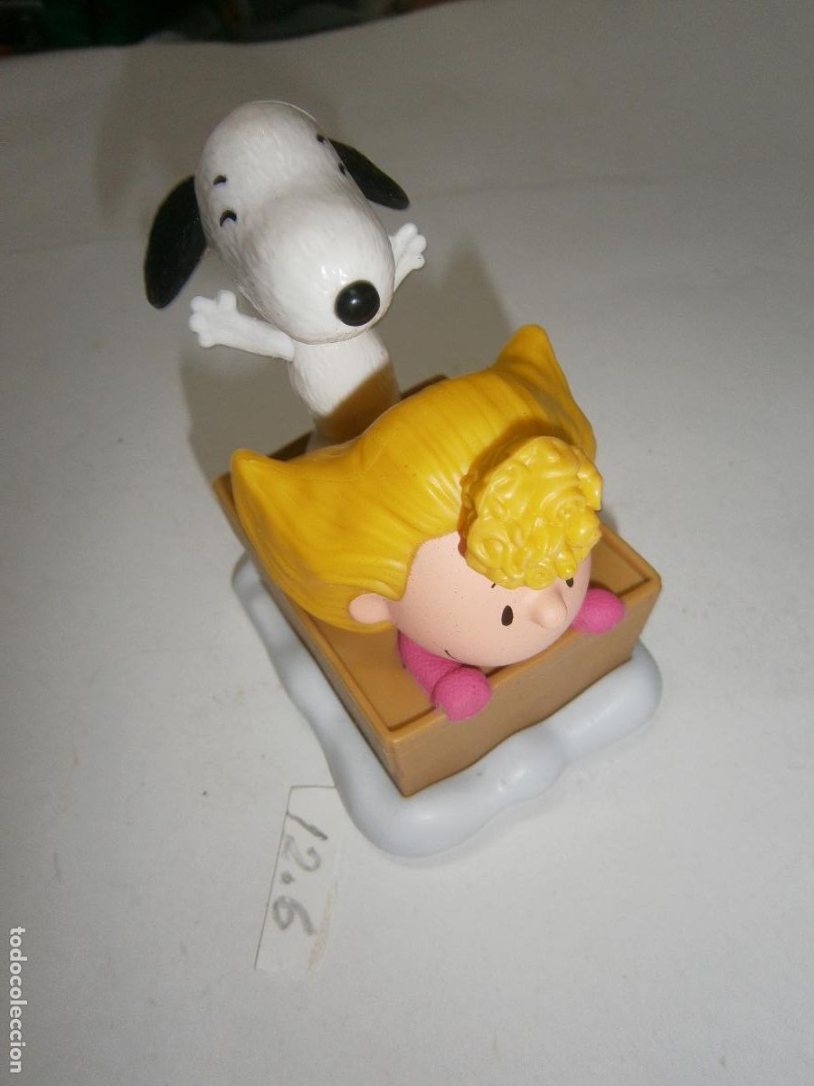 Figuras de goma y PVC: FIGURA DE GOMA O PVC - SALLY Y SNOOPY