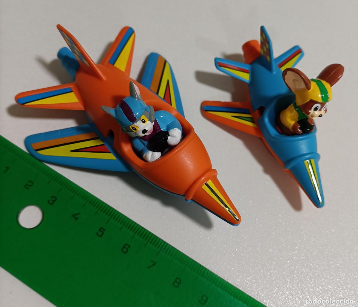 Figuras de goma Kinder: kinder naves avionetas aviones maxi tom jerry hanna barbera vehiculos mu&ntilde;ecos figuritas figura gato