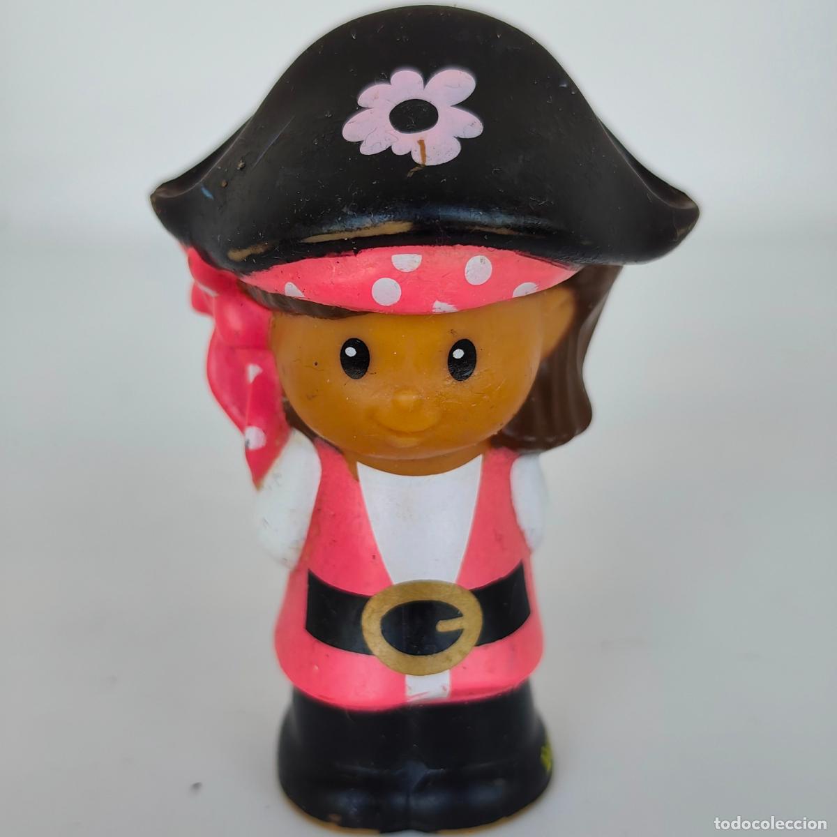 Figuras de goma y PVC: Fisher Price Little people Pirate Mia girl Black hat pink vest bandana white fun 2013 pirata