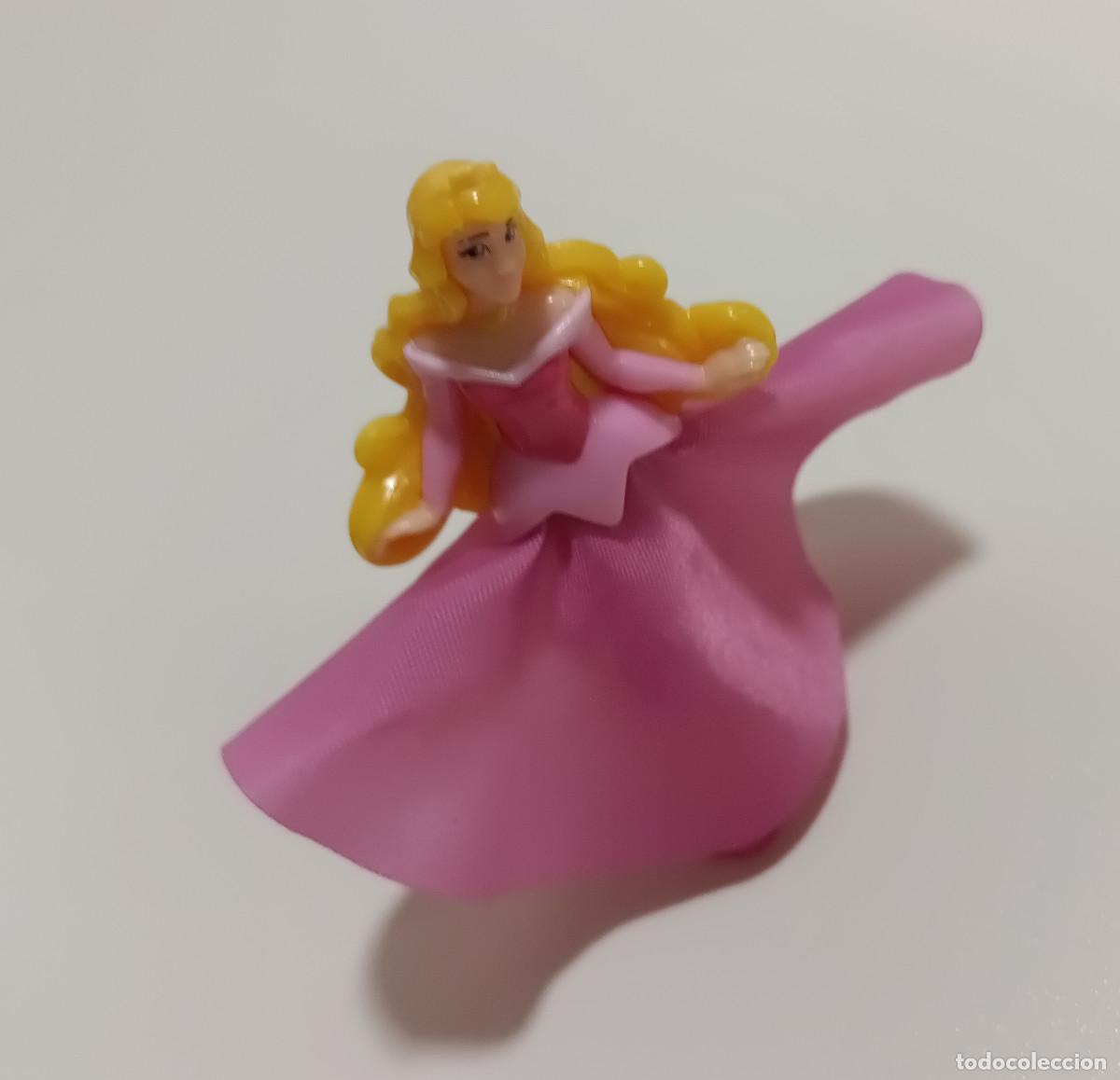 Figuras de goma Kinder: kinder princesa disney princess mu&ntilde;eca miniatura figura vv 2020 2021 bella durmiente