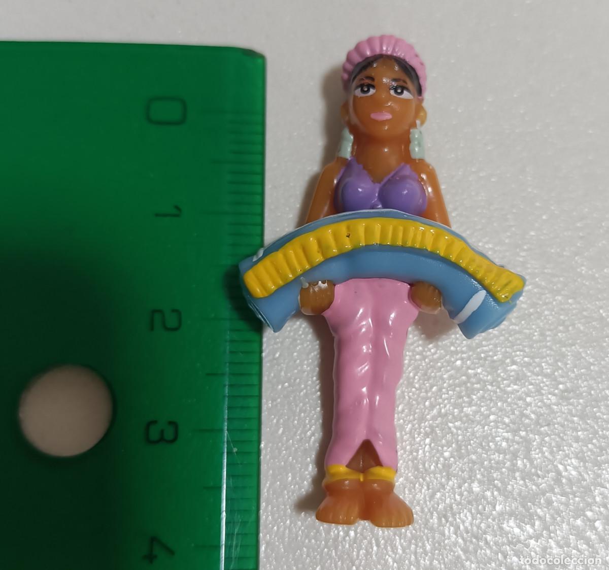 Figuras de goma Kinder: kinder asterix 50 aniversario mu&ntilde;eca figurita figura india mu&ntilde;eco mini mu&ntilde;eco alfombra