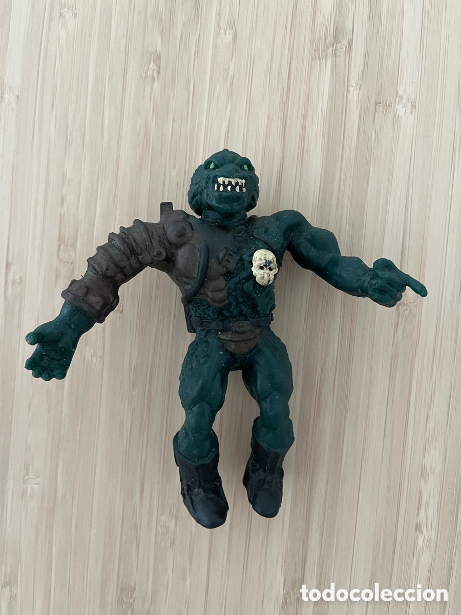 Figuras de goma y PVC: Space Alien Hunters Micro Alien Warrior Trendmasters 1993 Vintage