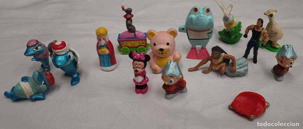Figuras de goma y PVC: LOTE DE 15 FIGURAS DE GOMA PVC ETC. TIBURONES DE 1995, MULAN, LUCHADOR WWE, MINNIE, ETC.