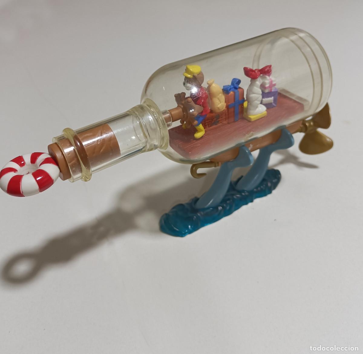 Figuras de goma Kinder: botella especie de barco kinder maxi montable miniatura botellita mar helice mu&ntilde;eco figura