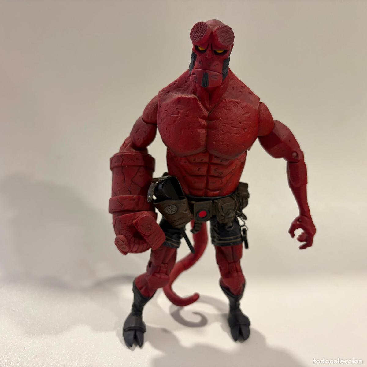Figuras de goma y PVC: Figura mu&ntilde;eco Hellboy Mezco Toyz Dark Horse Mike Mignola 20 cm