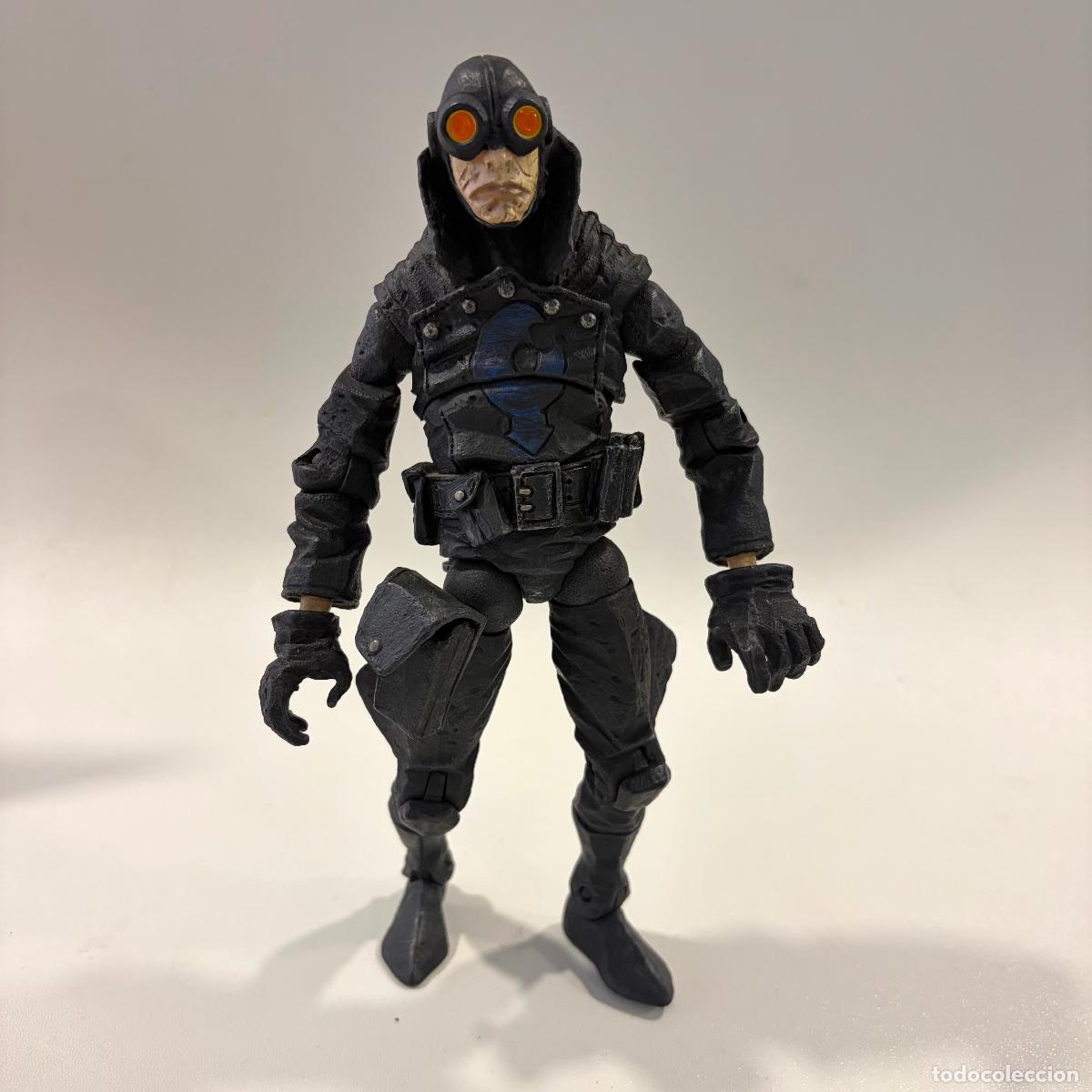 Figuras de goma y PVC: Figura mu&ntilde;eco Lobster Johnson Hellboy Mezco Toyz Mike Mignola 2005 19 cm
