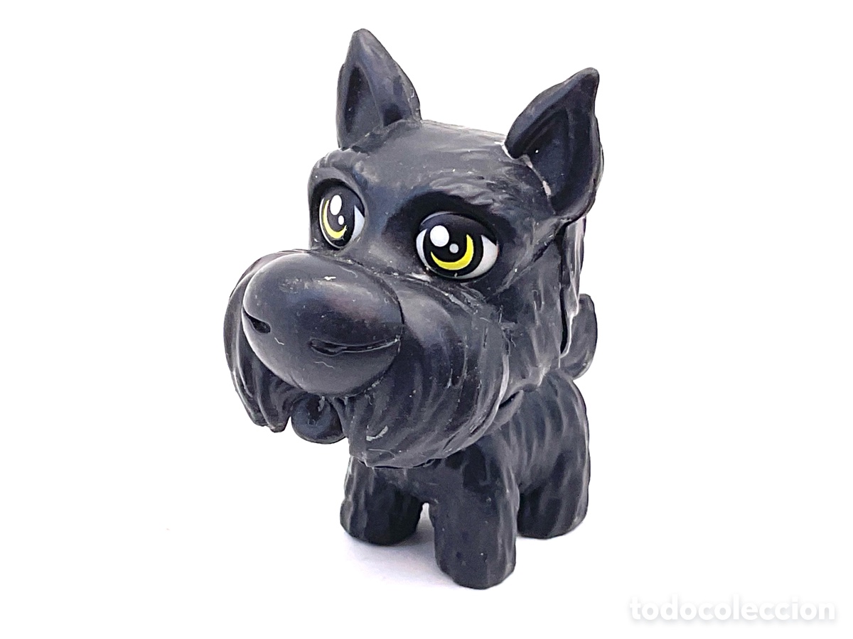 Figuras de goma y PVC: FIGURA EN GOMA / PVC DE PERRO DE PASCUA. SIN MARCA.