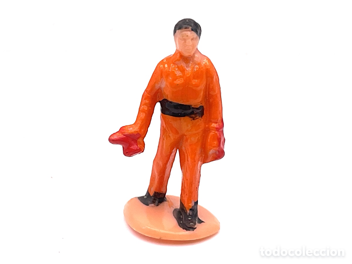 Figuras de goma y PVC: PEQUE&Ntilde;A FIGURITA EN PL&Aacute;STICO DE MECANICO. 40 MM. SIN MARCA