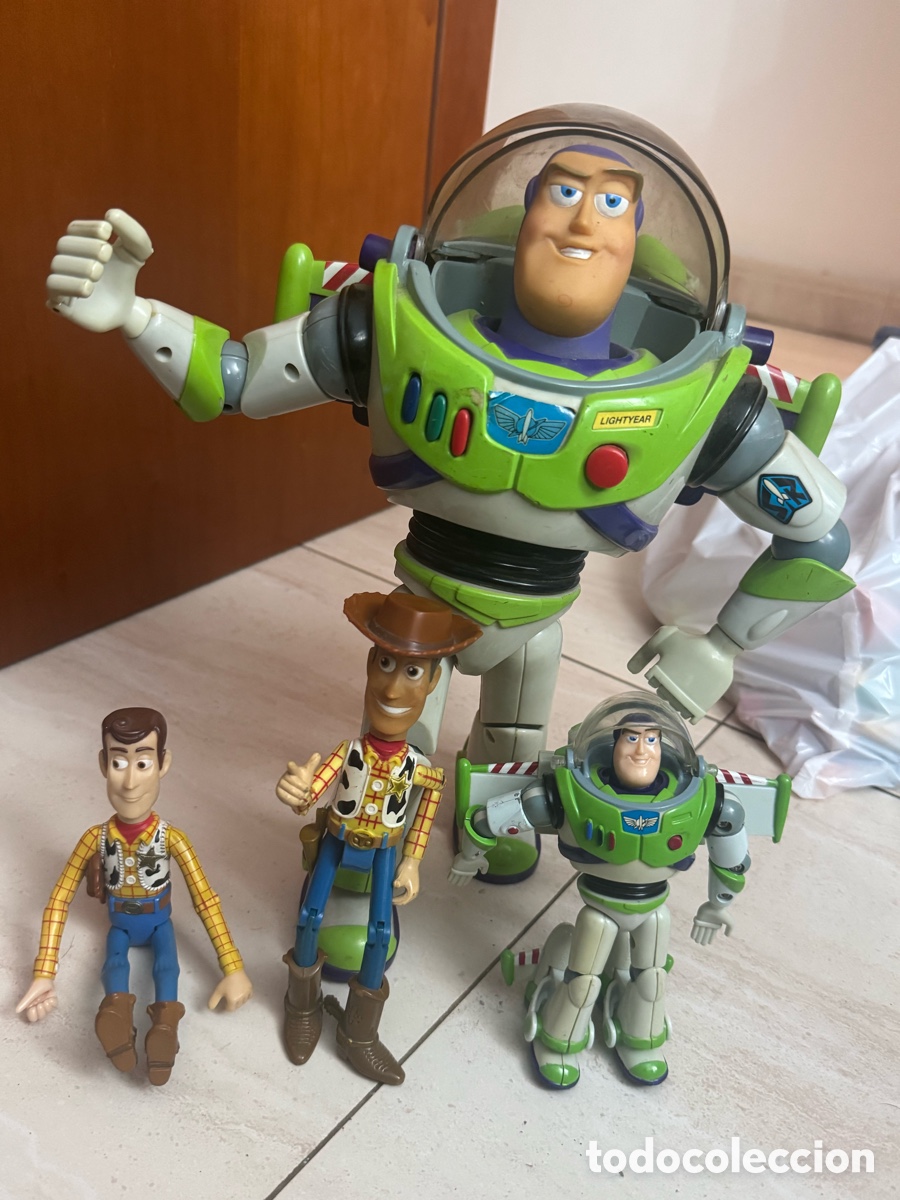 Figuras de goma y PVC: Lote Figuras Toy Story Cl&aacute;sicas - Buzz Lightyear Thinkway 90s Funcionando + Woody