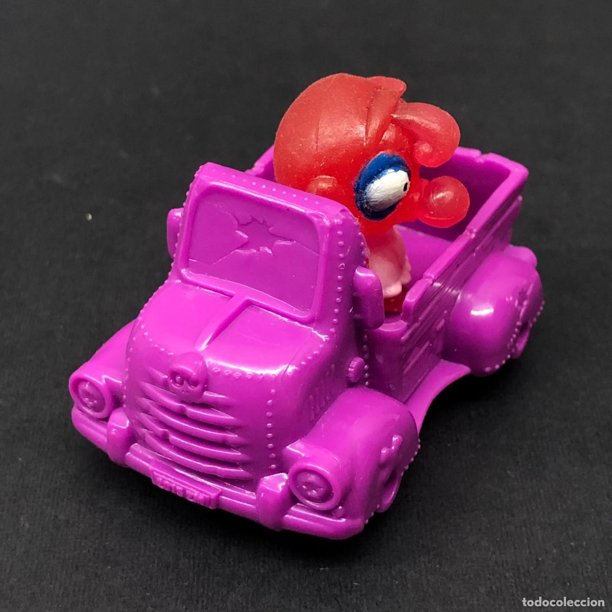 Figuras de goma y PVC: FIGURA DE PVC - ZOM-MOBILE CAMI&Oacute;N MORADO - SERIE 4 - ZOMLINGS - MAGIC BOX TOYS - 4 X 5,5 CM / 614