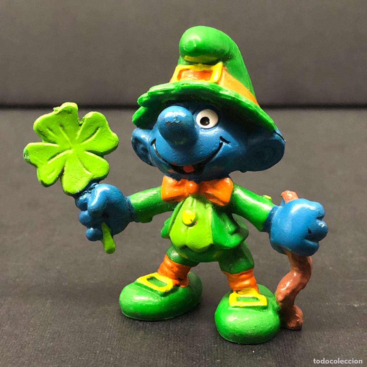 Figuras de goma y PVC: FIGURA DE PVC - PITUFO DE SAN PATRICIO - LOS PITUFOS - SCHLEICH - PEYO - 1982 - 5,5 X 5 CM / 7