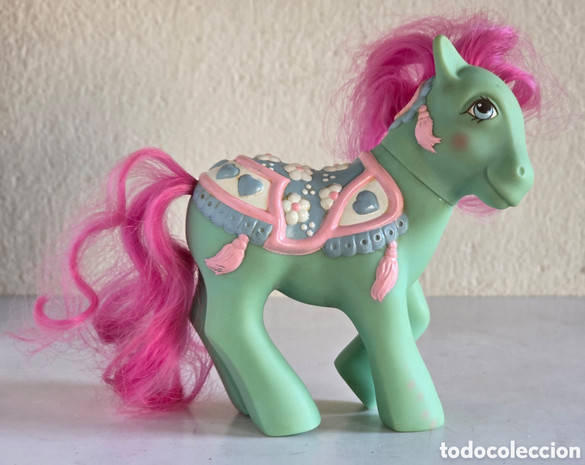 Figurines en Caoutchouc et PVC: Caballo Mi Peque&ntilde;o Pony Tassels Flores Relieve Hasbro 1989 Carrusel G1 - Juguete Retro Little