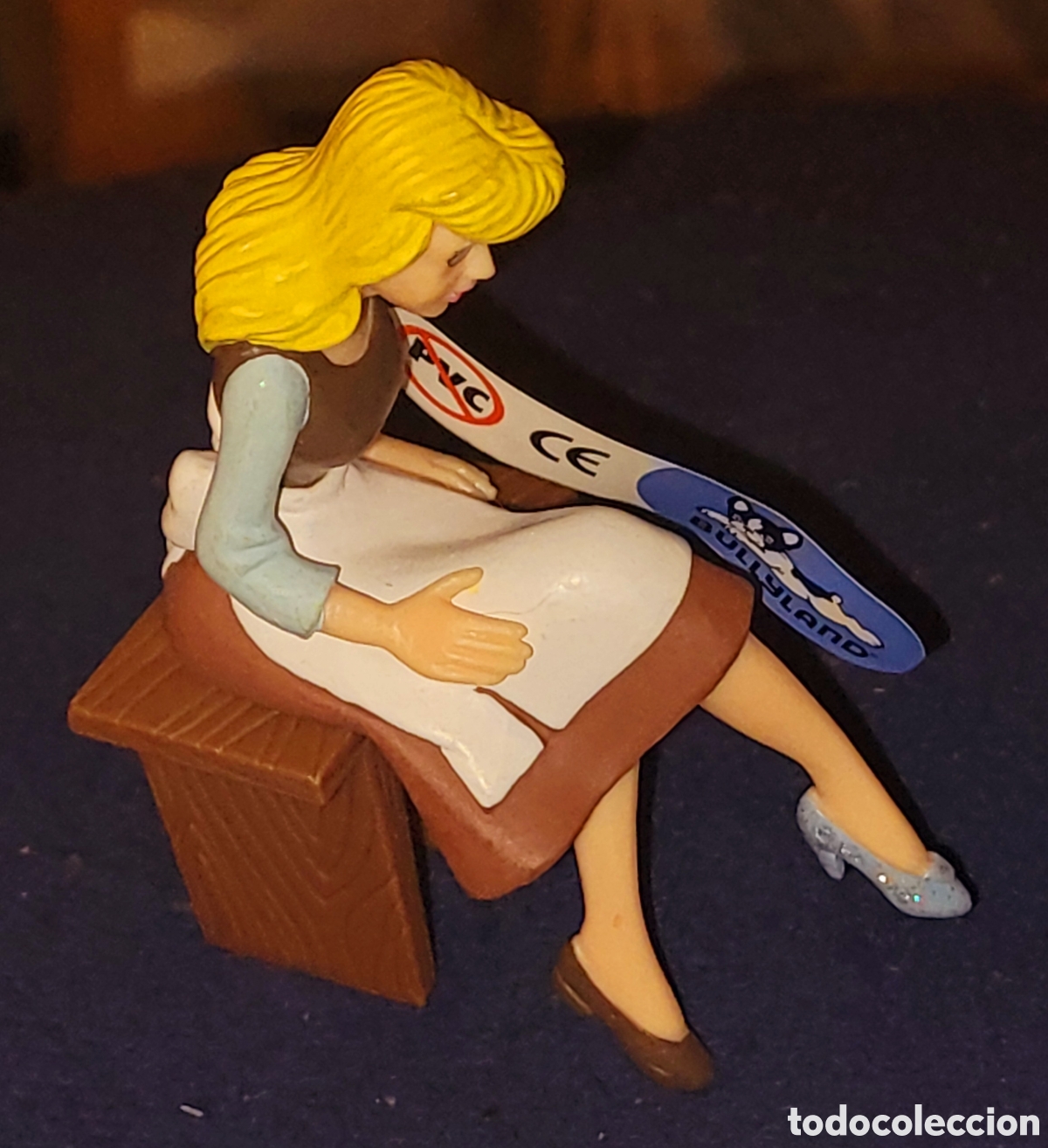Figuras de goma y PVC: Bonita figura pvc goma Cinderella marca Bullyland