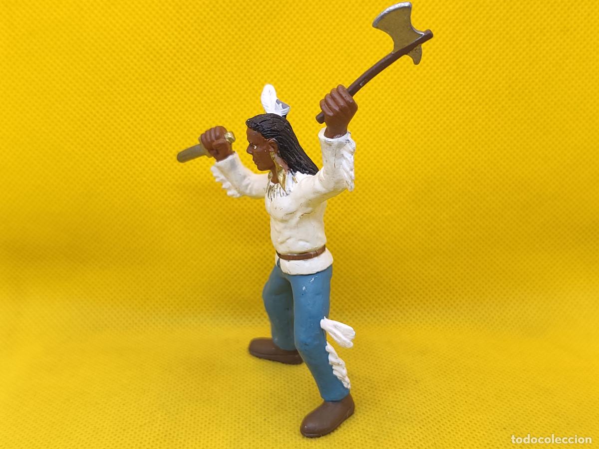 Figuras de goma y PVC: Simba guerrero indio con pu&ntilde;al y tomahawk - Foto 2