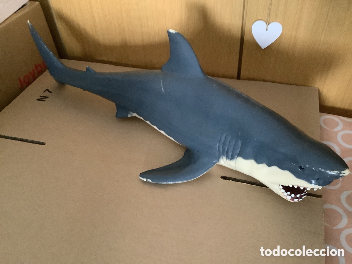 Figuras de goma y PVC: Tiburon de Pl&aacute;stico escala Geyperman