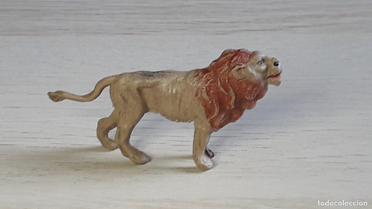 Figuras de goma y PVC: Le&oacute;n, &Aacute;frica Jungla Safari / Gladiadores, goma, Gama made in Spain tipo Jecsan, original a&ntilde;os 50.