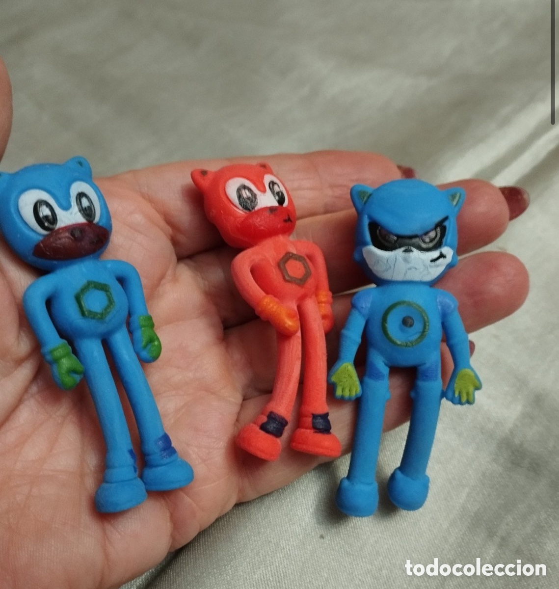 Figuras de goma y PVC: Lote 3 Figuras flexibles de goma tipo PJ Masks / Sonic (8-9 cm) - Juguetes bendable