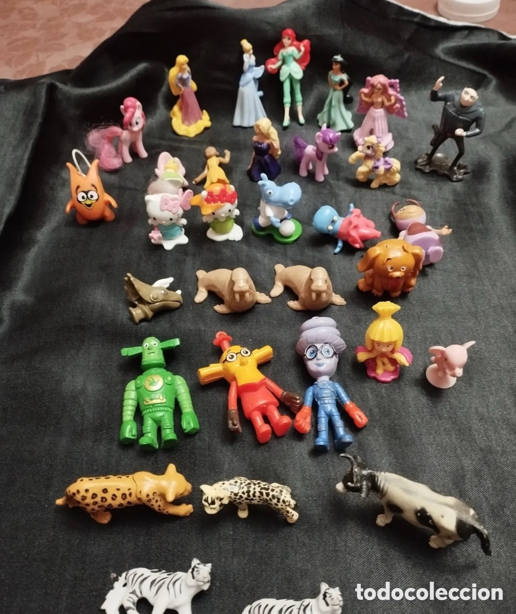 Figuras de goma Kinder: Gran Lote 32 Figuras Variadas Kinder Sorpresa / Promocionales (Princesas Disney, Ponies, Animales)