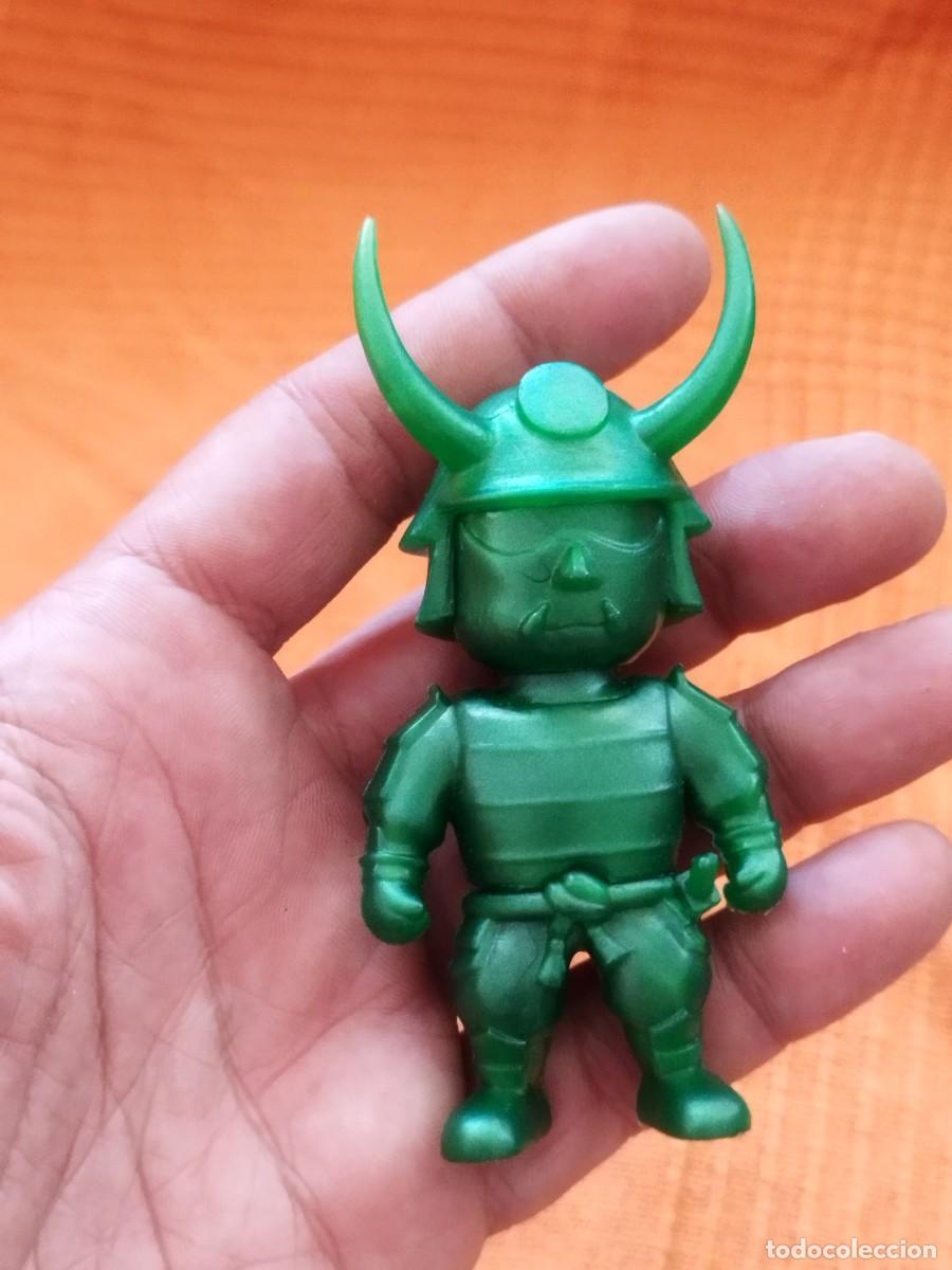 Figuras de goma y PVC: Sei Taishogun, un personaje o aspecto (skin) del videojuego Stumble Guys.