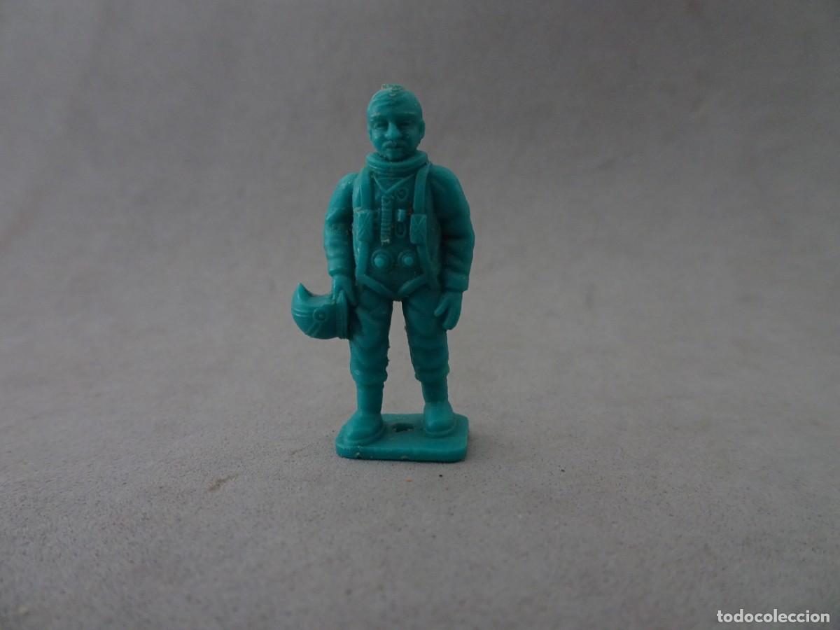 Figuras de goma y PVC: Figura Dunkin coleccion Espacial - Helados Raj&aacute; Portugal