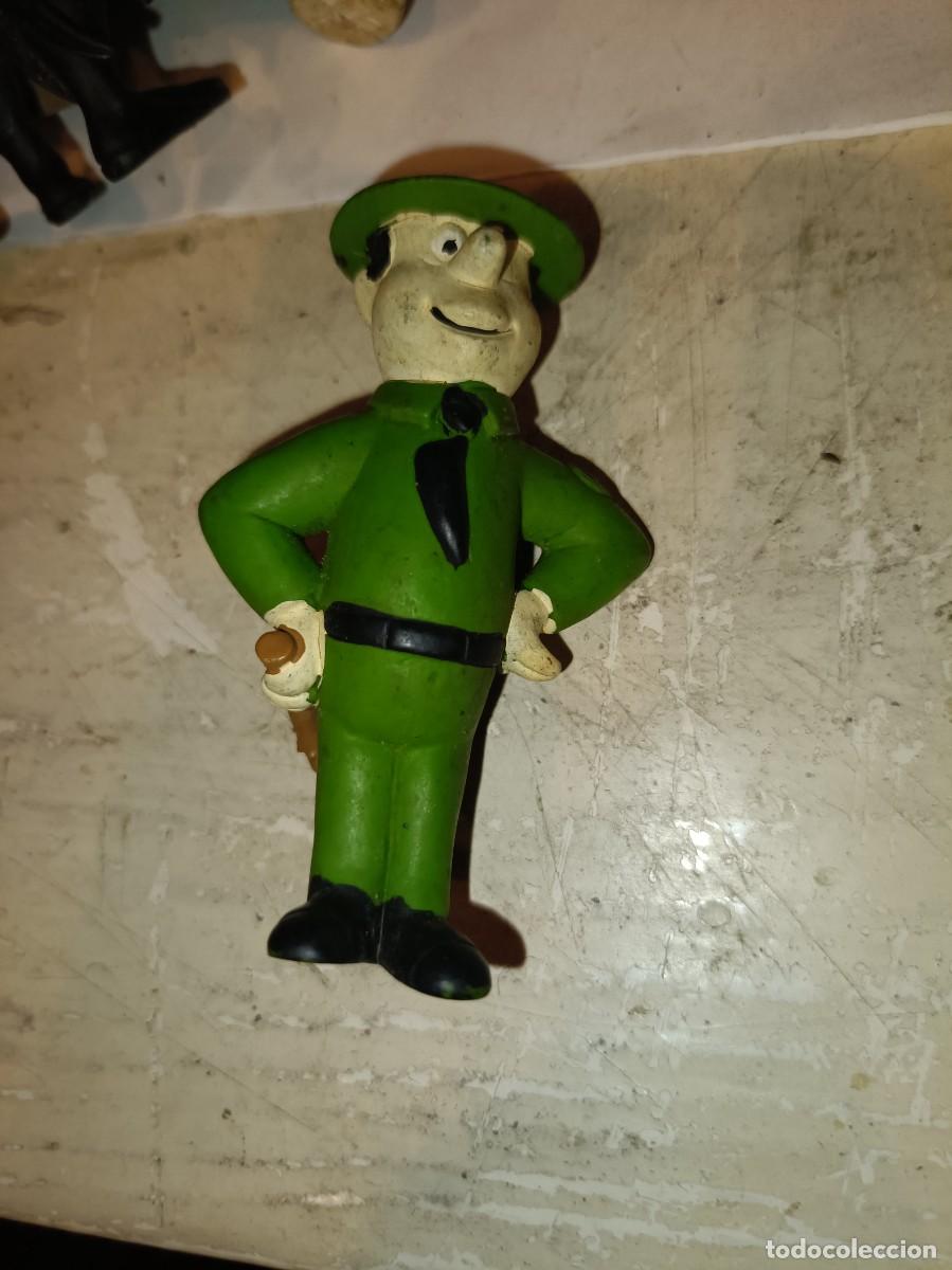 Figuras de goma y PVC: FIGURA PVC GOMA MINILAND Guarda forestal Smith OSO YOGUI