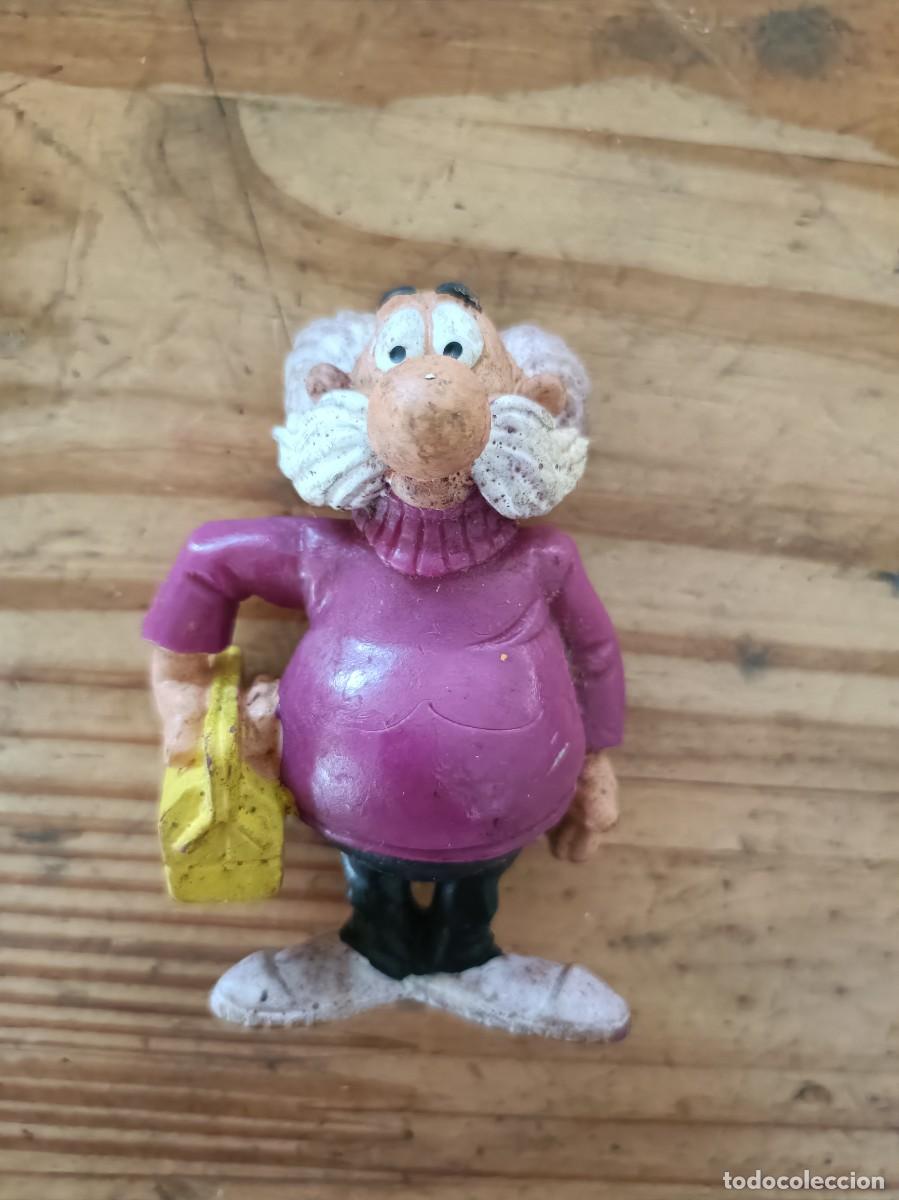 Figuras de goma y PVC: FIGURA PVC GOMA Profesor Zascandil YOLANDA