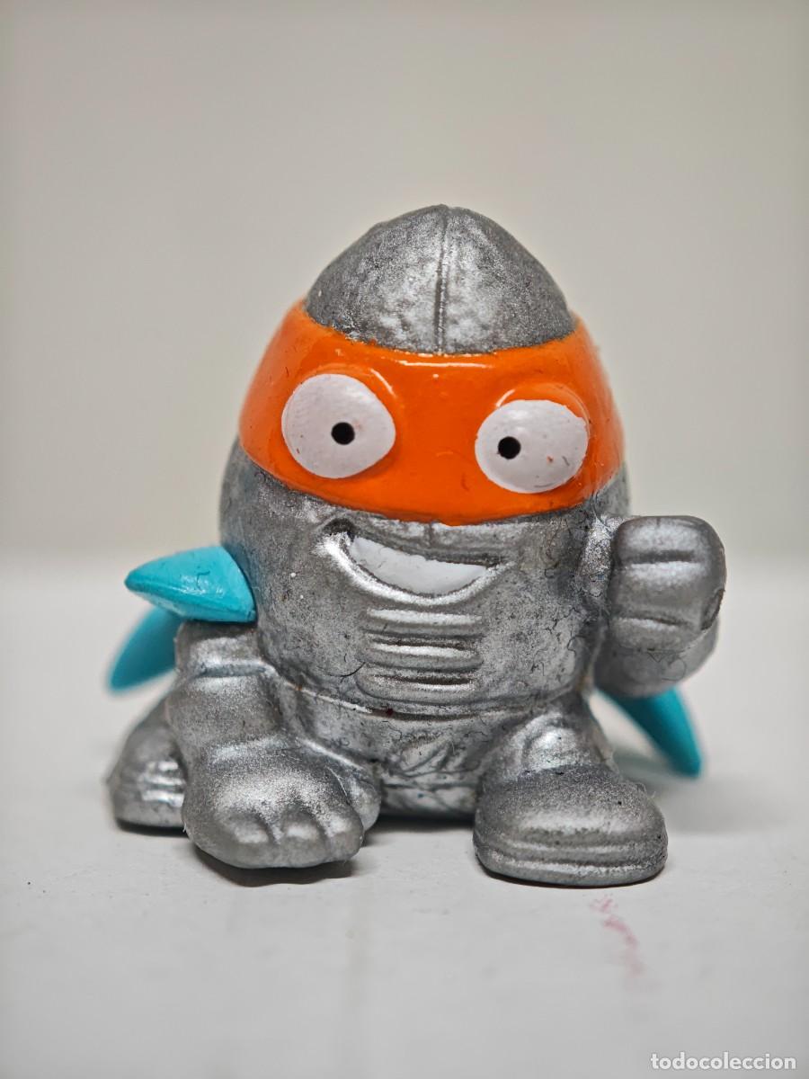 Figuras de goma y PVC: MU&Ntilde;ECO FIGURA SUPERZINGS PLATEADO NAGIX BOX