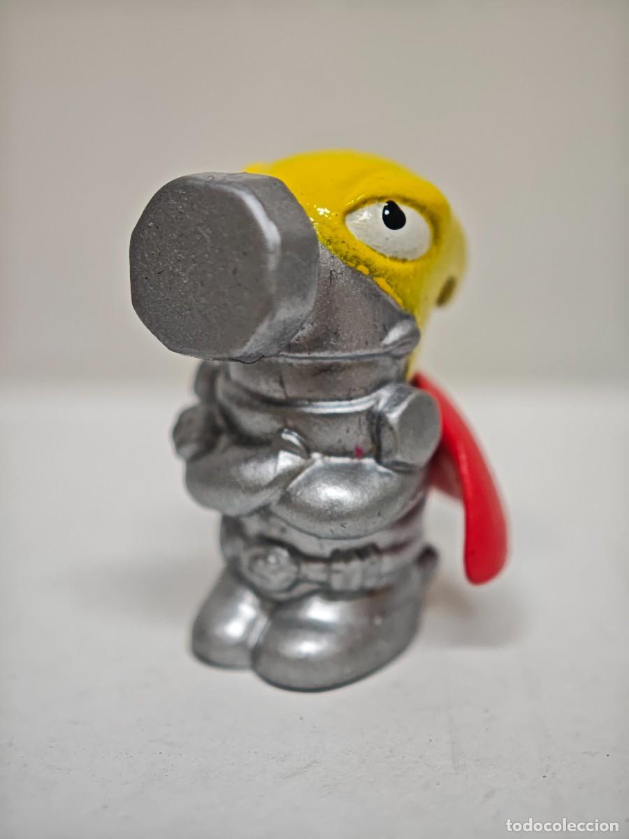 Figuras de goma y PVC: MU&Ntilde;ECO FIGURA SUPERZINGS PLATEADO NAGIX BOX