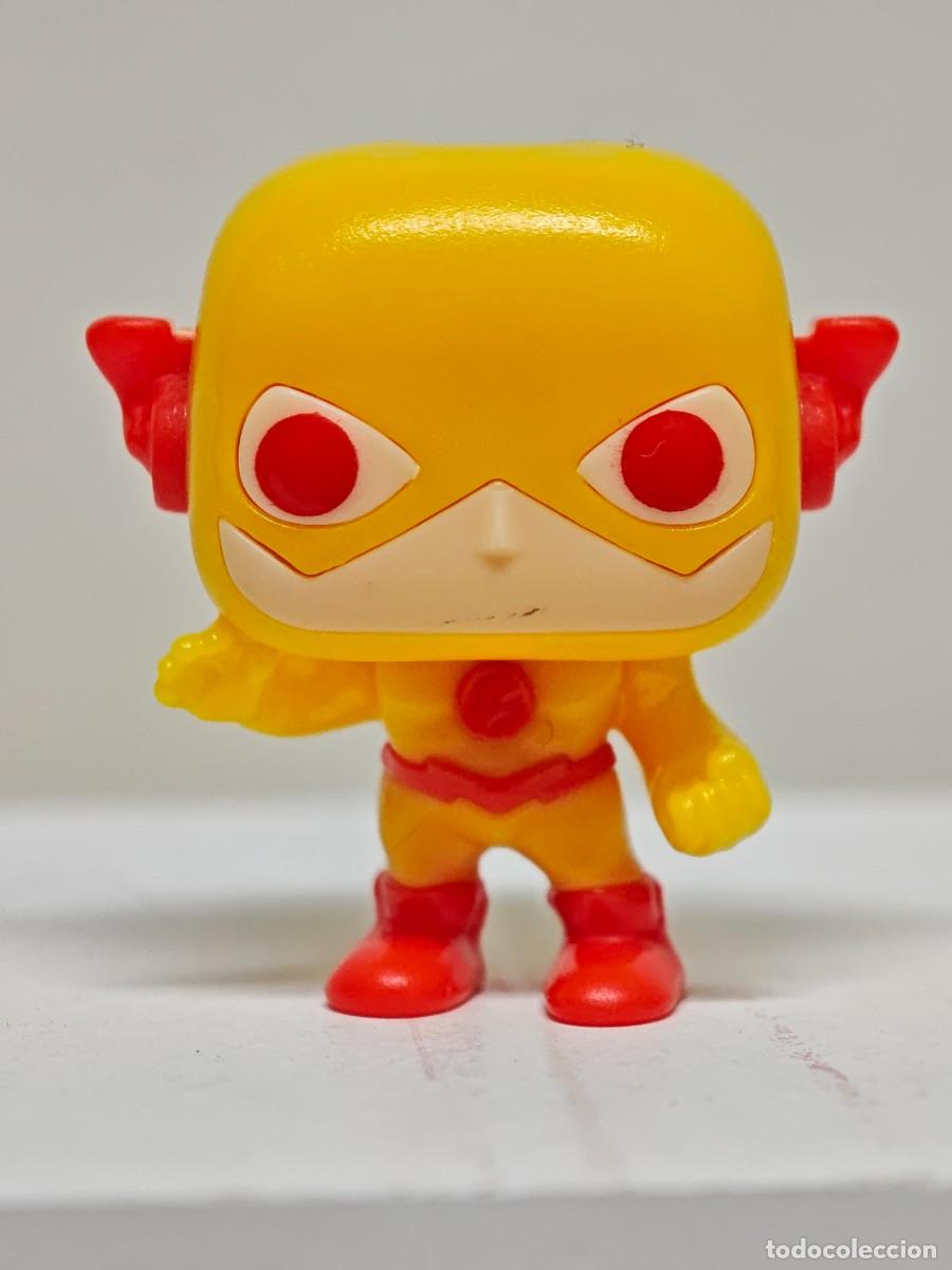 Figuras de goma Kinder: MU&Ntilde;ECO FIGURA FUNKO KINDER SORPRESA DC MARVEL