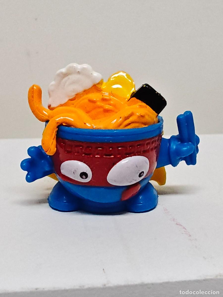 Figuras de goma y PVC: MU&Ntilde;ECO FIGURA SUPERZINGS MAGIX BOX