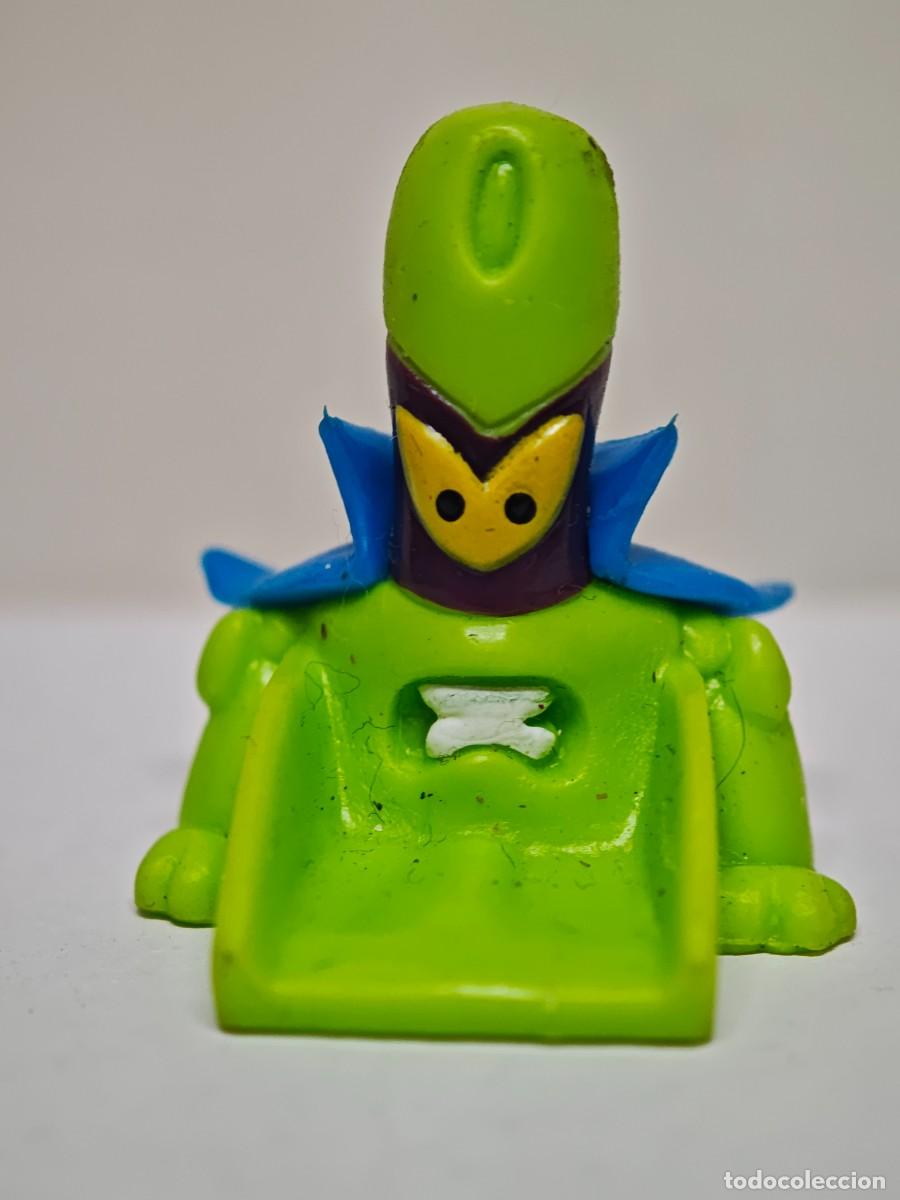 Figuras de goma y PVC: MU&Ntilde;ECO FIGURA SUPERZINGS MAGIX BOX