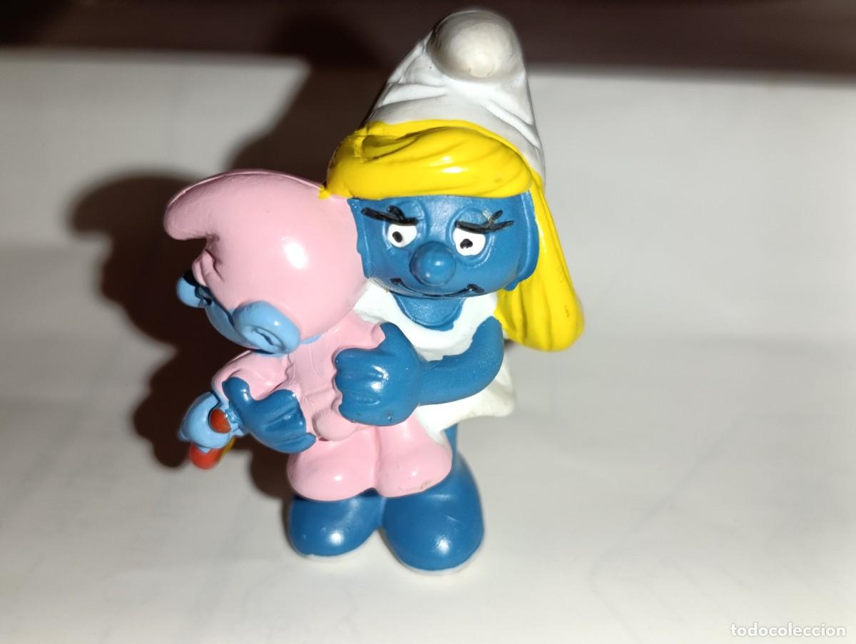 Figuras de goma y PVC: Pitufina con Beb&eacute; Schleich Peyo 20192