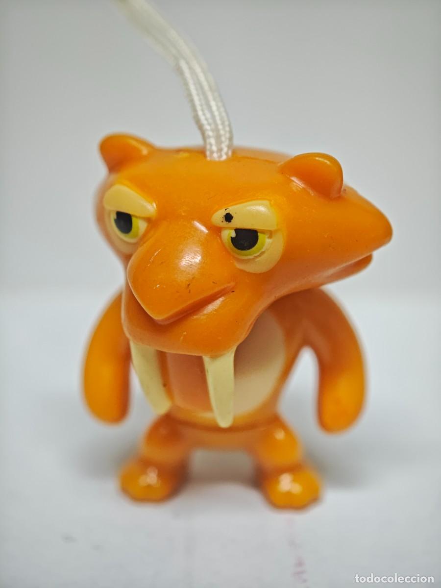 Figuras de goma Kinder: MU&Ntilde;ECO FIGURA KINDER ICE AGE COLGANTE
