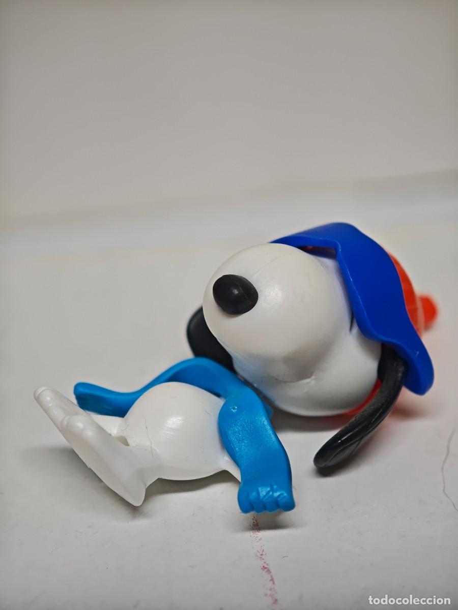 Figuras de goma Kinder: MU&Ntilde;ECO FIGURA KINDER SNOOPY